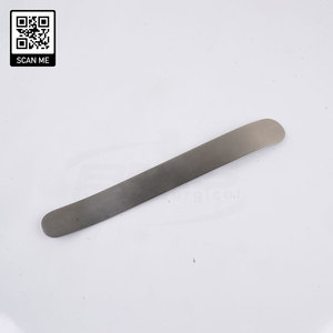 Spatule médicale réutilisable en acier chirurgical à langue plate pour les soins bucco-dentaires, instruments chirurgicaux professionnels par Bluemed - Product Image 6