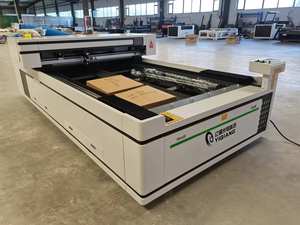 Machine de découpe laser CNC CO2 300W/500W/600W 2513, gravure et découpe haute vitesse <span class=keywords><strong>du</strong></span> bois épais, <span class=keywords><strong>du</strong></span> papier et des matériaux non métalliques, 3 axes, refroidissement par eau - Product Image 3