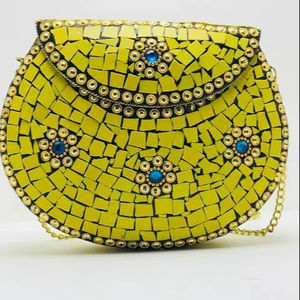 Bolso de mano tipo clutch para mujer, color amarillo, metálico, duradero, ecológico, hecho a mano. - Product Image 1