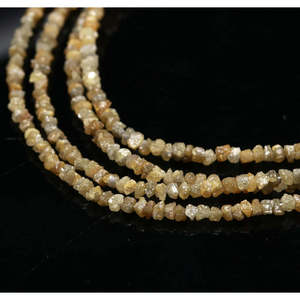 Perles de diamant naturel non taillées jaunes de 2-3 mm, clarté VS2, certifiées IGI, excellente et bonne taille pour la fabrication de bijoux - Product Image 4