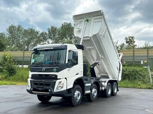 Nuovo Camion Ribaltabile Volvo F MX 460 8x4 Euro Mix MTP con Trasmissione Automatica e Motore a Combustione Interna da 338 kW (460 CV) - Product Image 2