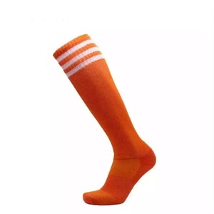 Calcetines deportivos personalizados hasta la rodilla para club de fútbol para hombre, calcetines deportivos hasta la rodilla con múltiples sombras, calcetines hasta la rodilla con múltiples sombras - Product Image 5