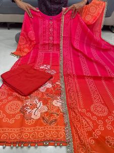 Ensemble Kurti en soie Chinon pure douce de qualité supérieure tenue 3 pièces élégante avec tissu confortable parfait pour une tenue de fête et décontractée quotidienne - Product Image 4