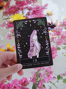 LABON Moon Witch <span class=keywords><strong>Oracle</strong></span> Deck 42 Cartes Ornementées de Feuille d'Or – Jeu de Tarot Inspiré de la Féminité Divine avec Guide de Rituels pour l'Auto-Découverte - Product Image 6