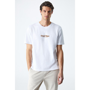 GRIMELANGE ROLL เสื้อยืดผู้ชายพิมพ์ลายผ้าฝ้ายออร์แกนิก 100% ทรงสวมใส่สบาย - Product Image 1