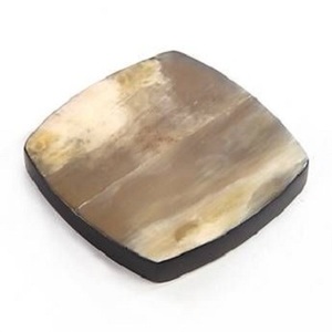 Posavasos de cuerno de búfalo natural para el hogar, juego de posavasos para restaurante, esteras y almohadillas cuadradas por artículo de artesanía india de STAR CRAFTS INDIA - Product Image 1