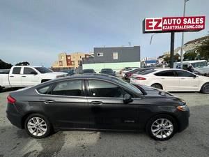 Voitures de gros Ford Fusion Hybrid SE 4dr Sedan à vendre - Product Image 5
