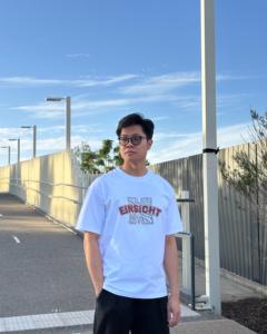 Camiseta de algodón 100% Unisex de alta calidad con estampado gráfico personalizado de gran tamaño e informal de longitud corta para hombres/mujeres - Product Image 1