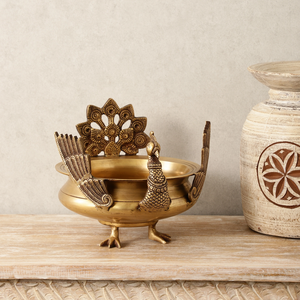 ชามดอกไม้ทองเหลือง Urli ทรงกลมแฮนด์เมด 100% คุณภาพดีที่สุดขนาดที่กําหนดเอง Urli จากผู้ผลิตในอินเดีย - Product Image 1