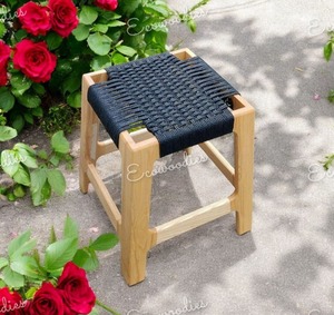 ม้านั่งอาบน้ำหวายธรรมชาติเก้าอี้ออตโตมันทำด้วยมือสำหรับตกแต่งห้องน้ำ - Product Image 1