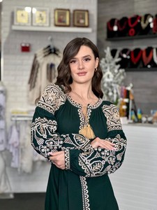 Robe hippie longue et élégante à broderie Robes de broderie ukrainienne de créateur pour femme Robes pour femme au design unique au prix de gros - Product Image 4