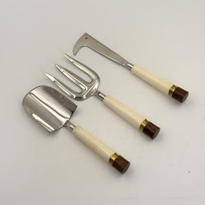 Hot Selling Products Mini <b>Garden</b> <b>Tool</b> Handheld <b>Garden</b> <b>Tools</b> with Wooden and Resin Handle Shovel Metal Rake Fork - Product Image 3