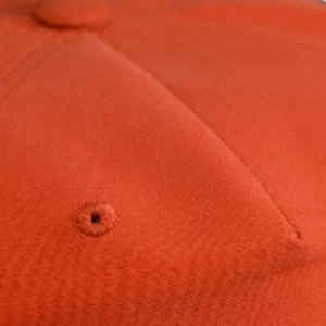 Gorra snapback de 5 paneles de nailon impermeable naranja de alta calidad, hecha a medida, con detalle de cuerda decorativa, hecha en Pakistán. - Product Image 6