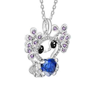 Collar Jeulia Hug Me Sweet Elf con Piedra de Nacimiento de Axolotl Mexicano para Niños en Plata de Ley - Product Image 2