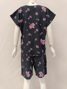 Ensemble de shorts d'été en rayonne à col en V Style simple Vêtements de nuit à manches courtes ou vêtements de relaxation à la maison - Product Image 3