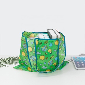 Bolsa de Compras Plegable - Material de Poliéster, Tamaño y Diseño Personalizables, Asa de Poliéster Multiusos - Product Image 3