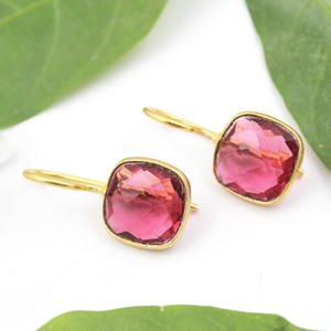 Pendiente colgante chapado en oro de 24 quilates con forma de cojín de cuarzo rosa Natural elegante de lujo para joyería al por mayor de mujer para India - Product Image 1