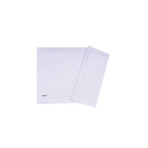 Châle Monogramme Élégance 75x190 cm Gris - Ensemble Écharpe, Gants et Chapeau - Product Image 1