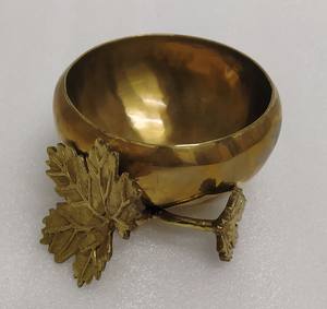 Cuenco para servir con diseño de flores de lujo de tendencia para el hogar, Hotel, restaurantes, vajilla, mesa, Color dorado, cuencos para servir de latón y acero - Product Image 1