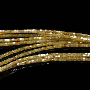 Perles cubiques en diamant naturel jaune 1,5-2,5 mm, taille coussin, qualité excellente et bonne, pour la fabrication de bijoux, brins de 14 pouces dans une boîte - Product Image 2