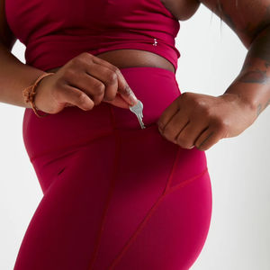 Permite un Movimiento Suave Durante el Entrenamiento Físico, la Práctica de Yoga y las Actividades Casuales Mientras Mantiene un Estilo Sencillo y Adecuado - Product Image 4