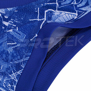 Uniforme de basket-ball respirant de haute qualité en sublimation graphique, taille plus, pour hommes et femmes, design personnalisé, 100% polyester - Product Image 6