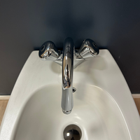 Robinet de Bidet Chromé Ponsi Cygno de Haute Qualité pour Lavabo de Salle de Bain, Double ou Simple Trou, Bec Pivotant, Vidange Intégré, Installation Facile, Fabriqué en Italie