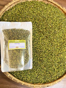 Fournisseur en gros de graines de lotus séchées, thé aux cœurs de lotus, ingrédient de thé aux herbes pour les importateurs et les distributeurs // Mme Sophie - Product Image 4