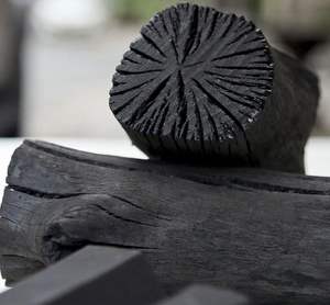 Charbon de bois pour barbecue de qualité supérieure, prix de gros (sacs de 4 kg), palette en vrac de 480 kg - Product Image 2