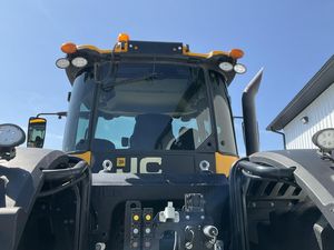 Tractor Agrícola JCBB Fastrac 8330 4WD de Alta Calidad, Año 2020, en Venta - Product Image 4