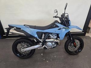 Ventes aux enchères 2026 DR-Z4SM Supermotos – Nouvelles motos avec une vitesse maximale de plus de 80 km/h et une puissance de 1001-2000W, acompte requis - Product Image 5