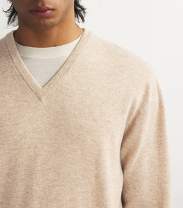 Jersey clásico con cuello en V para hombre, suéter de Punto ligero suave con capucha para negocios, informal y de uso diario - Product Image 6
