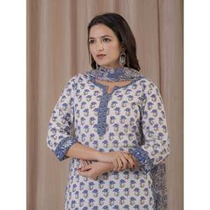 Ensemble Kurta Anarkali et pantalon blanc et bleu imprimé à la main, style ethnique indien en tissu filet, pour filles, idéal pour les fêtes - Product Image 1
