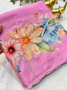 Sari en soie chinon pour femmes avec de magnifiques broderies et bordures découpées, fabriqué en Inde - Product Image 4