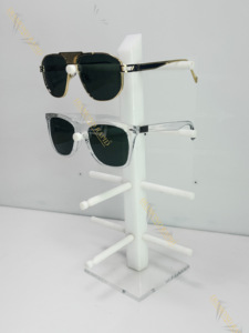 ชั้นวางแว่นตาแบบ3ชั้นชั้นชั้นวางบนโต๊ะเคลือบสีขาวเหมือนหินนมสีขาวแบบดั้งเดิมปรับแต่งได้ - Product Image 5