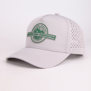 Casquette de Golf Personnalisée en Caoutchouc PVC Patch Logo 5 Panneau Respirant Imperméable Vente en Gros ODM Casquette de Baseball Découpé au Laser Trou Perforé Vietnam - Product Image 2