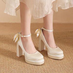 Chaussures Mary Jane à talon épais pour femmes, chaussures à talons plats polyvalentes à semelle souple, à la mode, pour printemps et automne, chaussures de mariage - Product Image 2