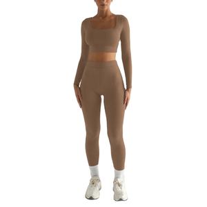 Conjuntos de fitness para gimnasio con frente sólido para mujer, ropa deportiva sin costuras hasta la rodilla, ropa deportiva de yoga para entrenamiento de 2 piezas - Product Image 1