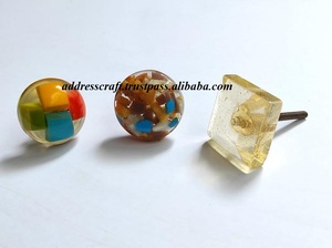 Precio al por mayor, perillas de resina personalizadas, tiradores de puerta de armario de cocina, perillas de cerámica, accesorios para muebles, manualidades de dirección de formulario - Product Image 2