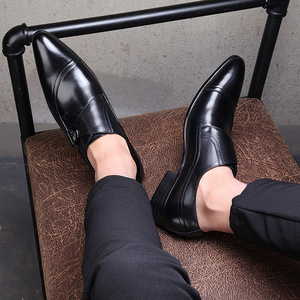 Zapatos de Cuero Vintage con Paneles Laterales Elásticos y Diseño Ligero para Hombre, Zapatos de Vestir - Product Image 1