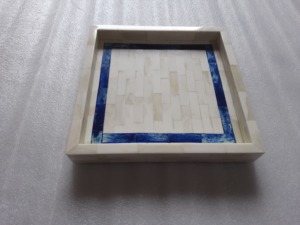 Plateau de service moderne, luxueux et élégant en MDF de qualité supérieure avec incrustation d'os bleu pour la décoration intérieure - Product Image 3