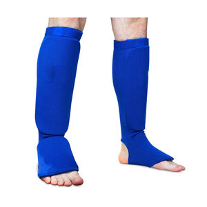 Meister MMA Tela Elástica Espinilleras Empeine Acolchadas (Par) - Product Image 2