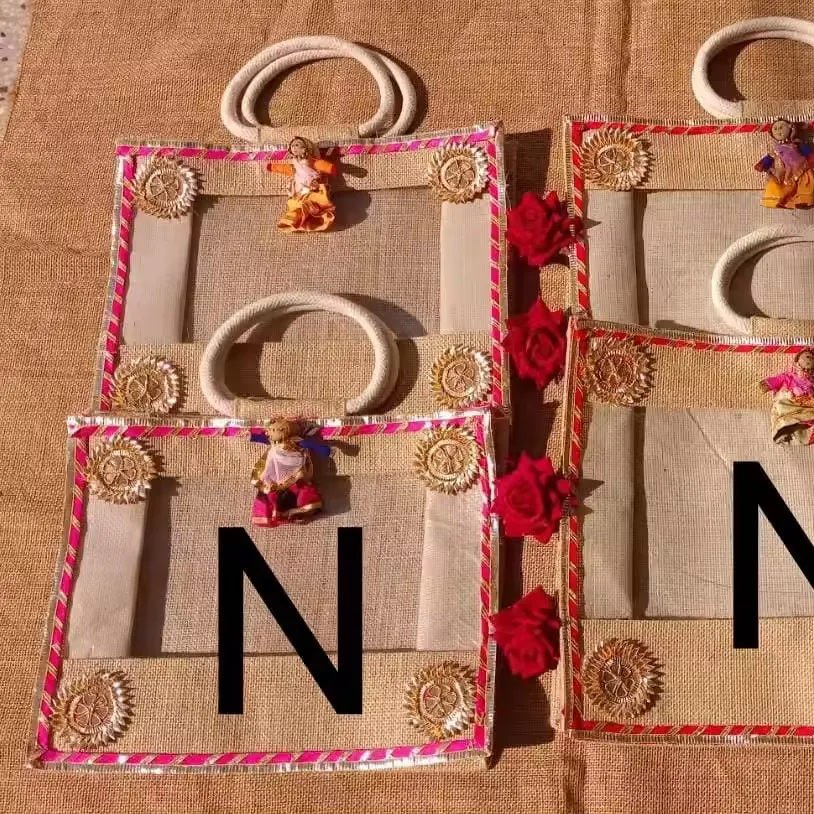 Lot de 100 indien fait à la main femmes brodé pochette sac à main Potli pochette sac à cordon retour de faveur de mariage