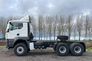 Nouveau camion benne lourd MAN TGS 40.480 6x6 Euro 5, moteur diesel, caméra arrière, direction à gauche 360°, capacité 31-40T, automatique, 451-500 CV - Product Image 4