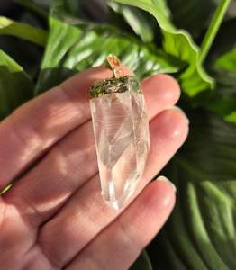 Pendentif en quartz clair naturel de haute qualité, pointe de cristal non polie, chakra de guérison, pierre énergétique, collier gravé 40-50 mm - Product Image 6