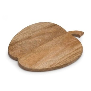 Vente en gros de planche à découper classique moderne et élégante en bois d'acacia décorative unique et écologique fabriquée en Inde - Product Image 3