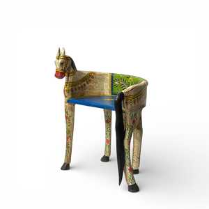Silla de Madera Pintada a Mano con Forma de Caballo para Bebés y Niños - Product Image 1