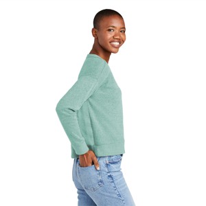 Sudadera azul ligera con cuello en V para mujer, transpirable y versátil, perfecta para capas y estilo informal y relajado - Product Image 3