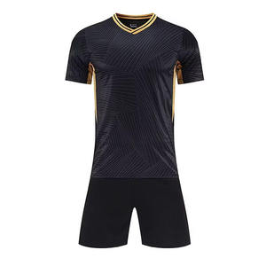 Nouveau maillot de football RONALDO classique rétro de qualité supérieure, respirant, coupe-vent, séchage rapide, extensible, 240g, personnalisable, unisexe - Product Image 2
