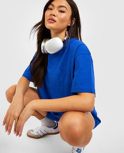 Chemise décontractée en coton à manches courtes et col en V, avec logo personnalisé, en denim de haute qualité, pour l'été 2026, avec trou et fermeture éclair pour femmes - Product Image 1